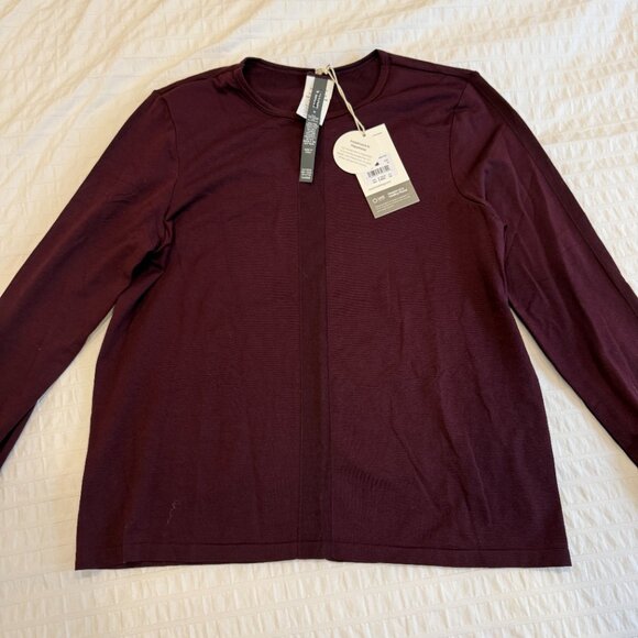 Vuori Women's Long Sleeve Apres Sport, Size Med. NWT. - Picture 3 of 4